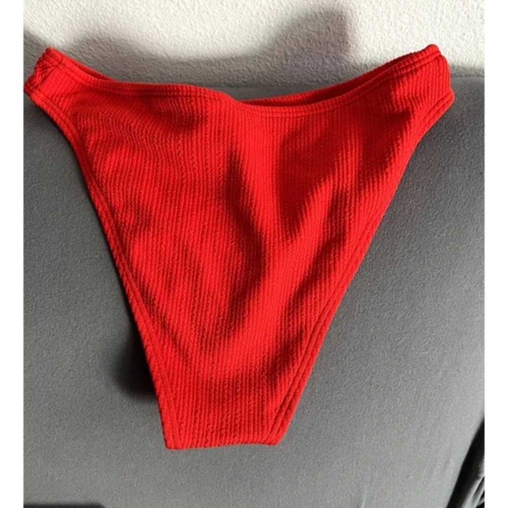 PrettyLittleThing Red Textured High Cut Bikini Bottoms Cheeky Swim Size 0